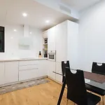 Apartamento Estelar Con Piscina Y Garaje Nervion
