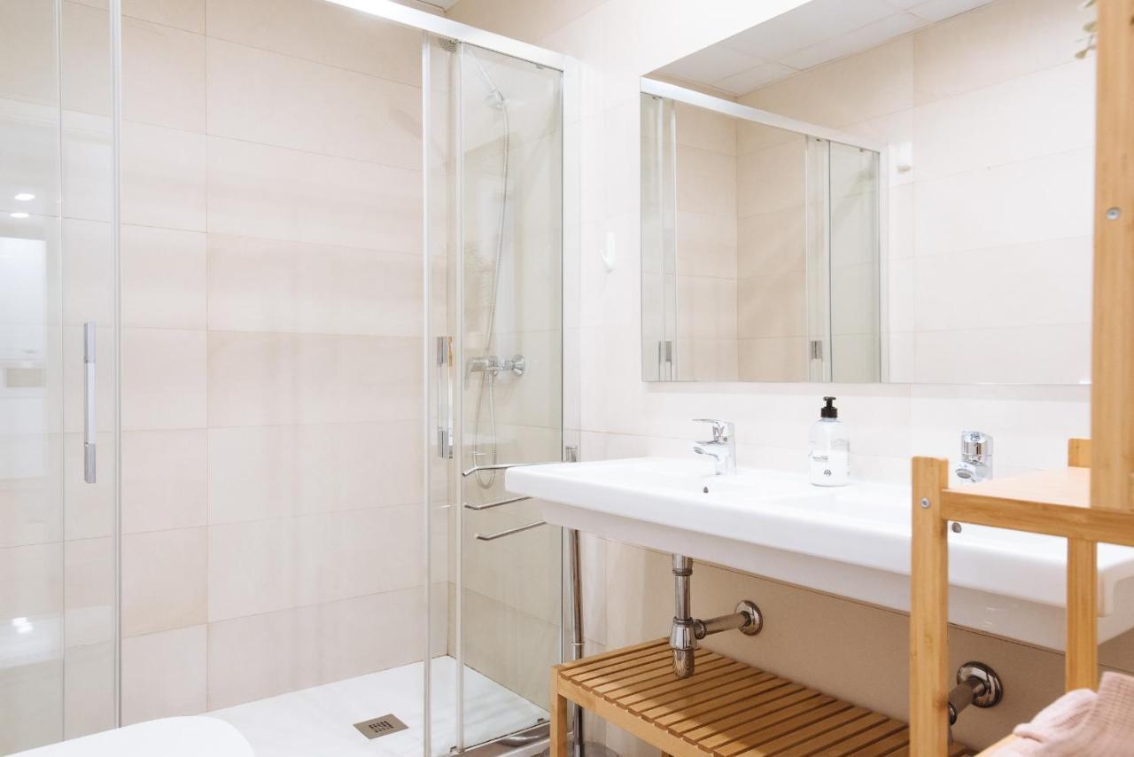 Apartamento Estelar Con Piscina Y Garaje Nervion *